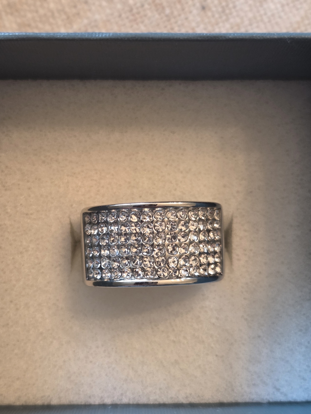 TOUCHSTONE CRYSTAL Pavé Wide Silver Ring -SIZE 7